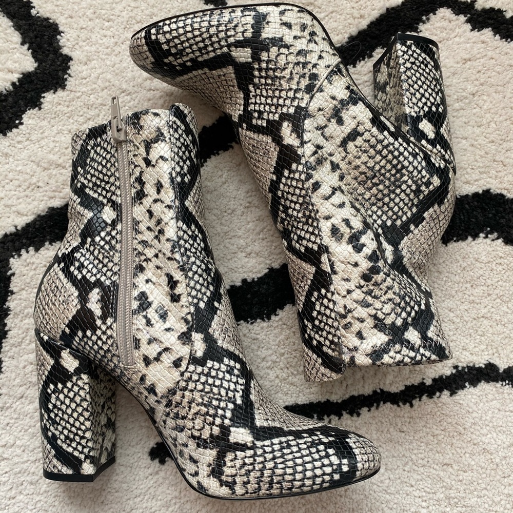 Aldo Women’s Boots - Picture 1 of 4